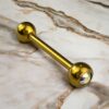 Barre en Titanium Or – Pierre licorne Captivante. - Image 4